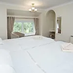 Sutton Hall Resort Apartment *