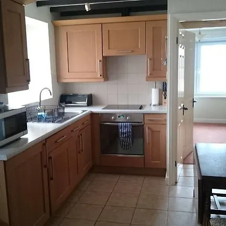 Sutton Hall ثيرسك