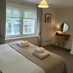 Hall Apartament