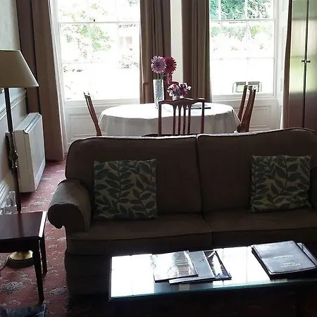 Sutton Hall Apartment *