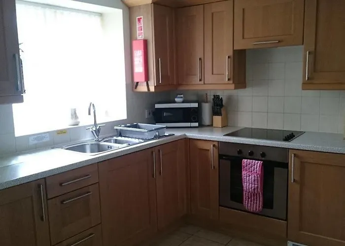 Sutton Hall Resort *